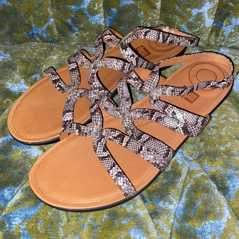 Fitflop size 11 sandals